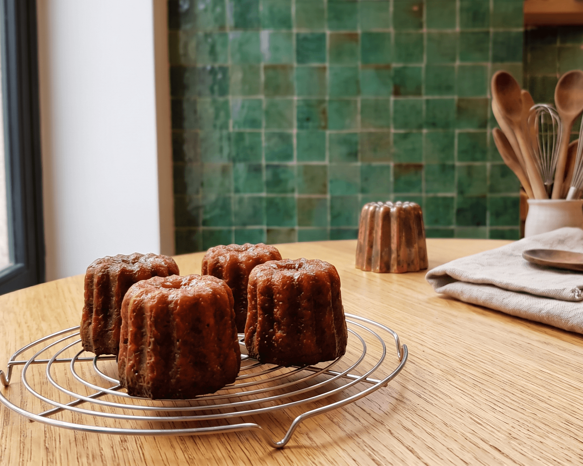 Cannelés bordelais